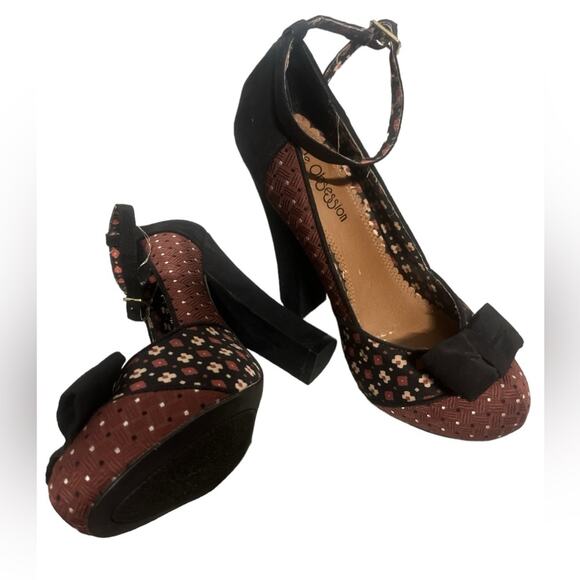 Retro suede & mixed fabric ankle strap heels - Picture 3 of 6